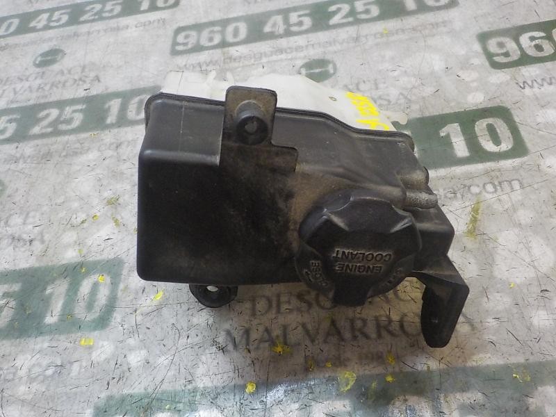 Recambio de deposito expansion para hyundai i10 1.1 12v cat referencia OEM IAM 254310X000  