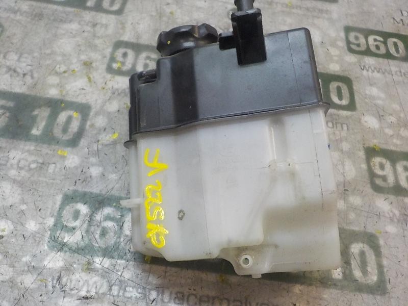 Recambio de deposito expansion para hyundai i10 1.1 12v cat referencia OEM IAM 254310X000  