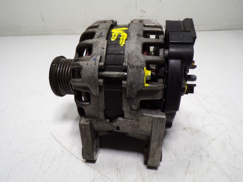 Recambio de alternador para renault clio iv 0.9 tce referencia OEM IAM 231002854R 231008593R 