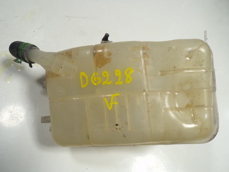 Recambio de deposito expansion para renault megane iii berlina 5 p 1.2 16v referencia OEM IAM   