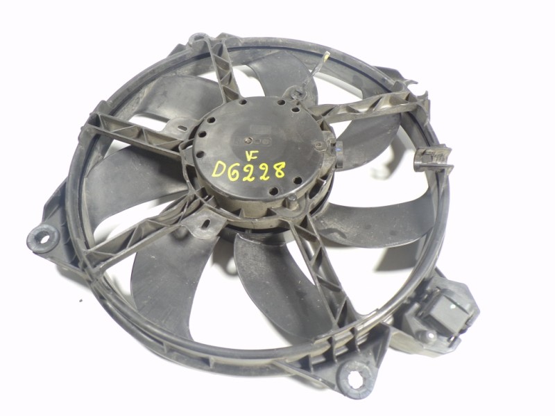 Recambio de electroventilador para renault megane iii berlina 5 p 1.2 16v referencia OEM IAM   