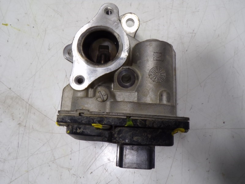 Recambio de valvula egr para renault captur 1.5 dci diesel fap energy referencia OEM IAM 147109913R H8201143495 