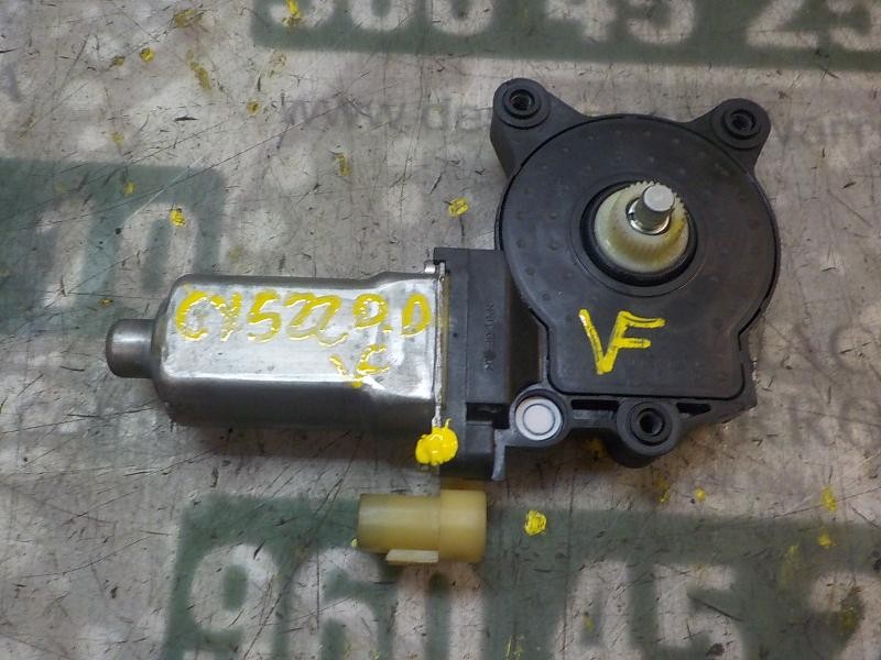 Recambio de motor elevalunas delantero derecho para hyundai i10 1.1 12v cat referencia OEM IAM 988200X100  