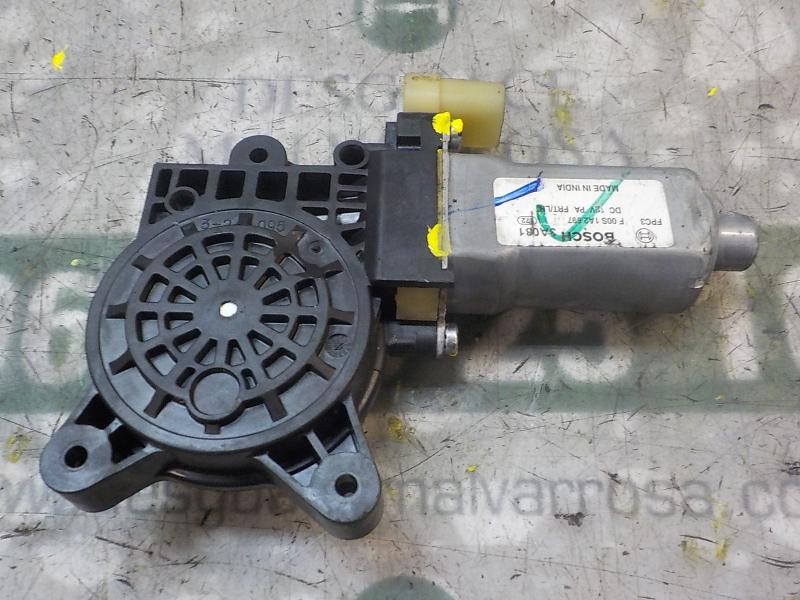 Recambio de motor elevalunas delantero izquierdo para hyundai i10 1.1 12v cat referencia OEM IAM 988100X100  