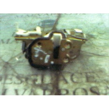 CERRADURA PUERTA TRASERA IZQUIERDA 