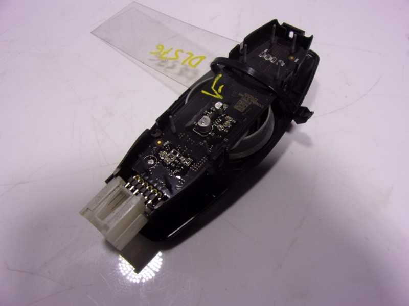 Recambio de piloto interior para ford kuga (cbs) 1.5 ecoboost cat referencia OEM IAM 2069401 A252073 