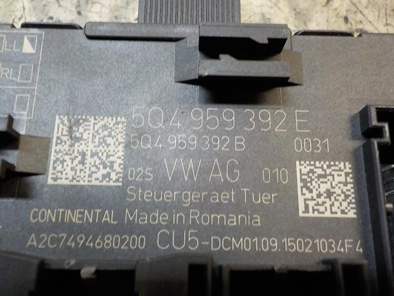 Recambio de modulo electronico para volkswagen golf vii lim. business bluemotion tech. referencia OEM IAM 5Q4959592EZ00 5Q495939