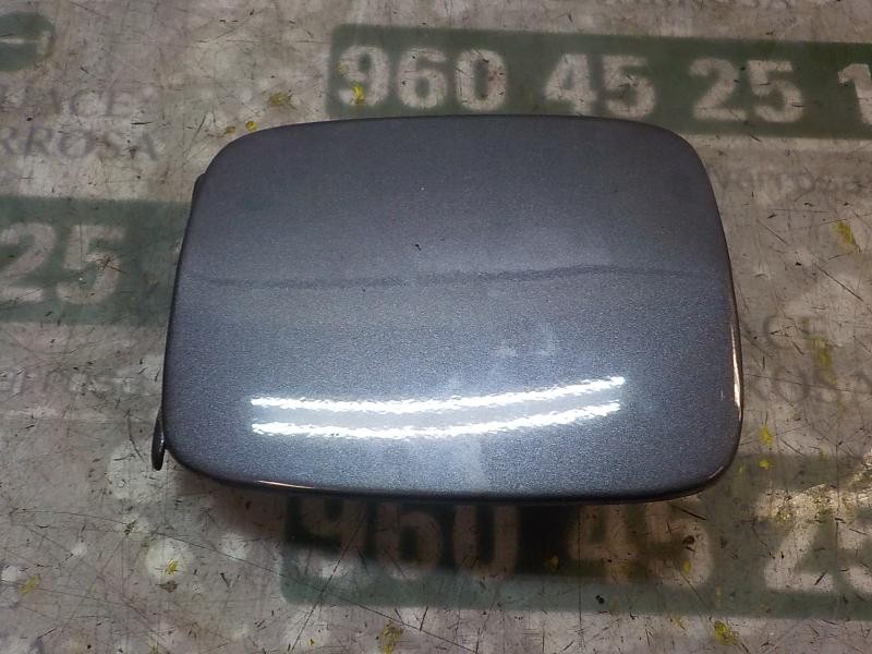 Recambio de tapa combustible para hyundai i10 1.1 12v cat referencia OEM IAM 695100X000  