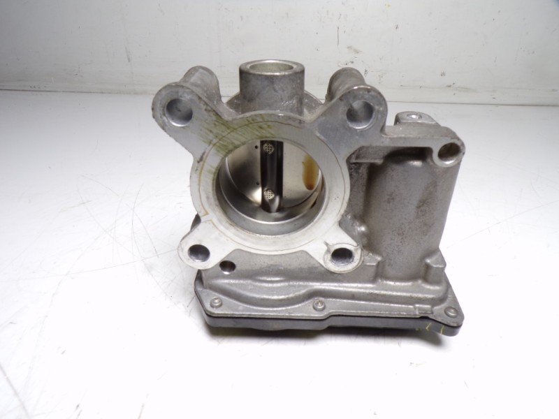 Recambio de caja mariposa para renault clio iv 0.9 tce referencia OEM IAM 161206038R 161206038R 