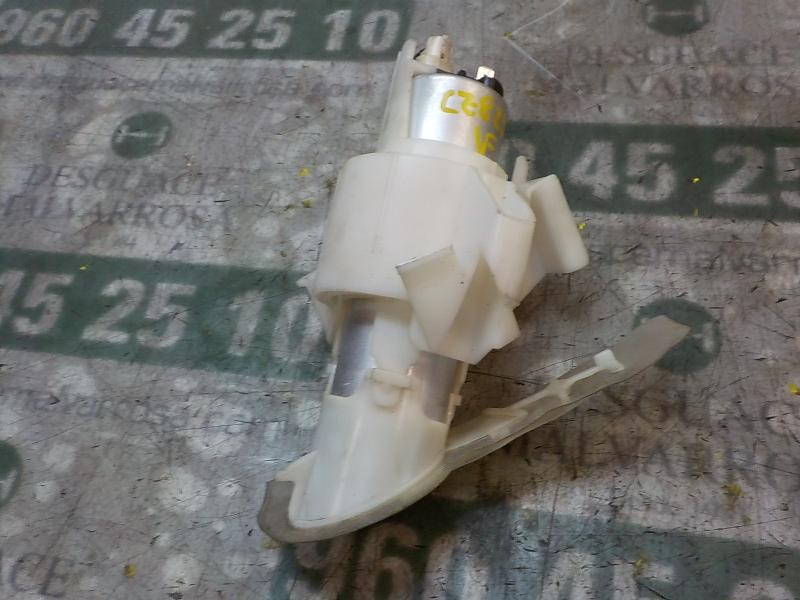 Recambio de bomba combustible para bmw serie 5 touring (f11) 520d referencia OEM IAM 16117260648  