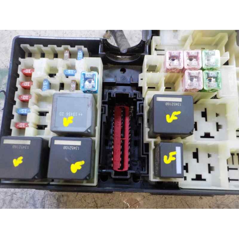 Recambio de caja reles / fusibles para ford focus turn. (cb8) 1.6 tdci cat referencia OEM IAM   