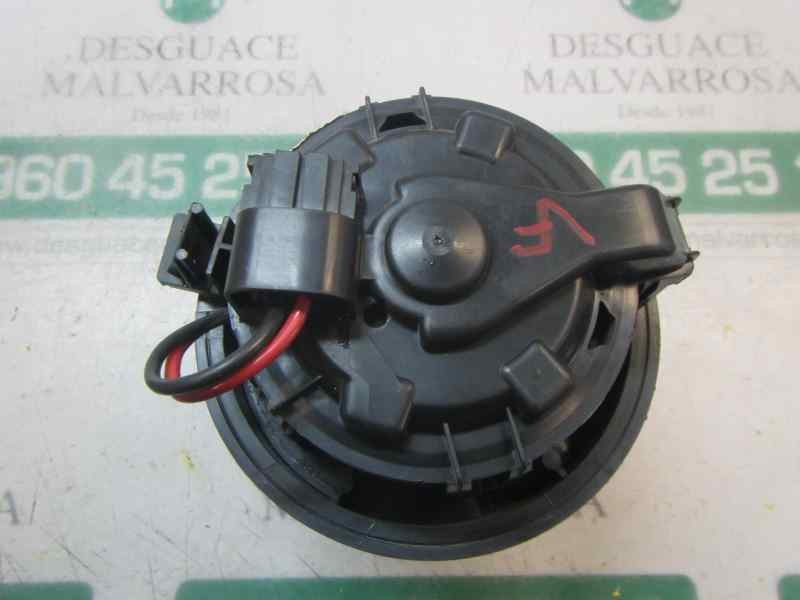 Recambio de motor calefaccion para peugeot 208 1.4 hdi fap referencia OEM IAM 1608182080 587010601001 587010601001