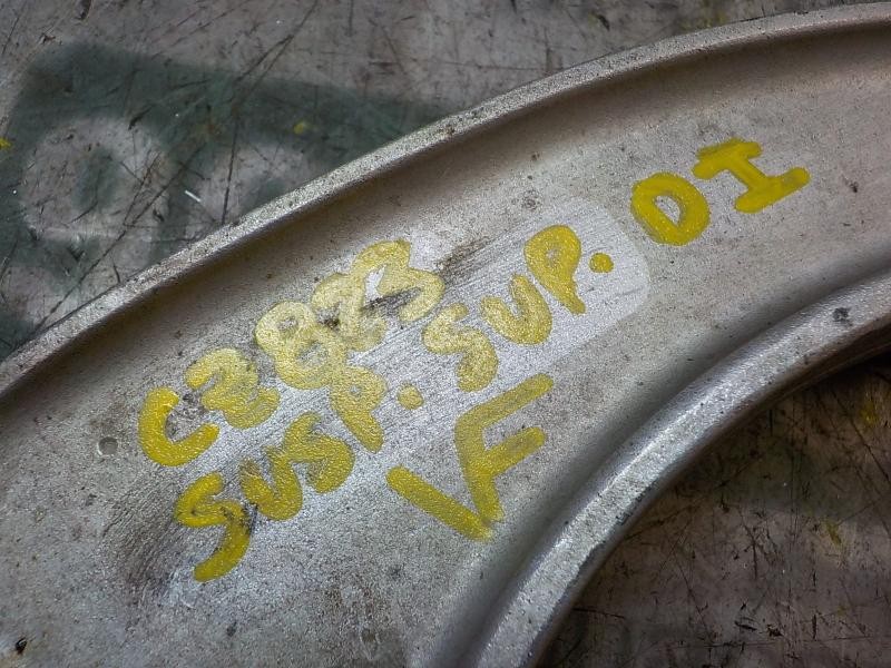 Recambio de brazo suspension superior delantero izquierdo para bmw serie 5 touring (f11) 520d referencia OEM IAM 31126775967  