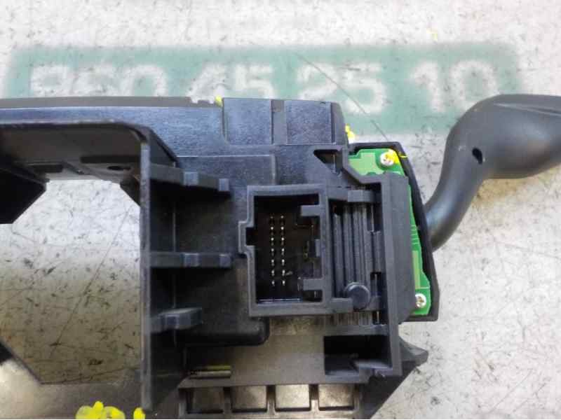 Recambio de mando intermitentes para ford focus turn. (cb8) 1.6 tdci cat referencia OEM IAM   