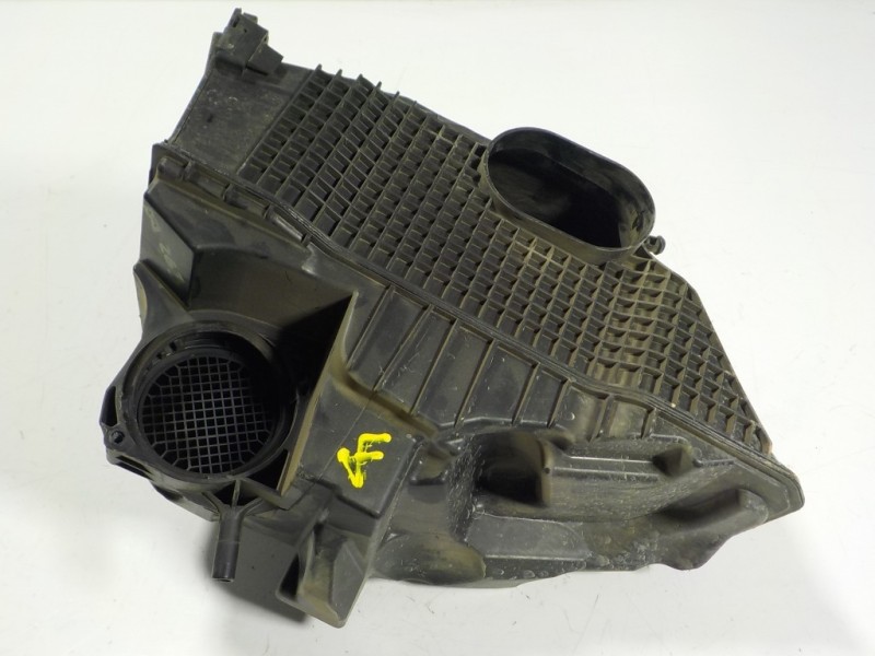 Recambio de filtro aire para renault captur 1.5 dci diesel fap energy referencia OEM IAM 165008308R  