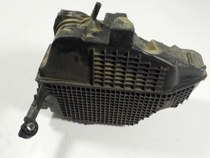 Recambio de filtro aire para renault captur 1.5 dci diesel fap energy referencia OEM IAM 165008308R  