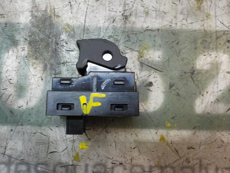 Recambio de mando elevalunas trasero izquierdo para bmw serie 5 touring (f11) 520d referencia OEM IAM 61319241949  