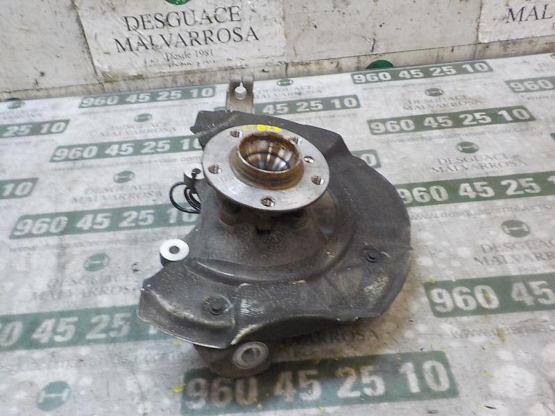 Recambio de mangueta delantera derecha para bmw serie 5 touring (f11) 520d referencia OEM IAM 31216775770  