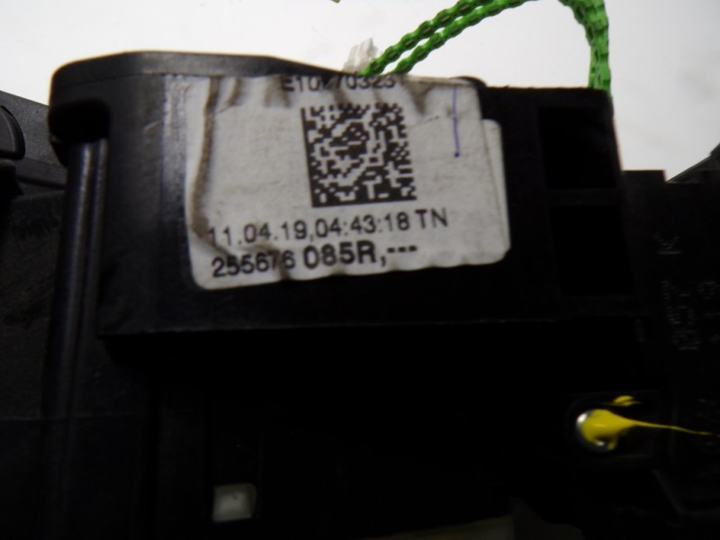 Recambio de mando luces para renault clio iv 0.9 tce referencia OEM IAM 8201167992 255676085R 8201168016