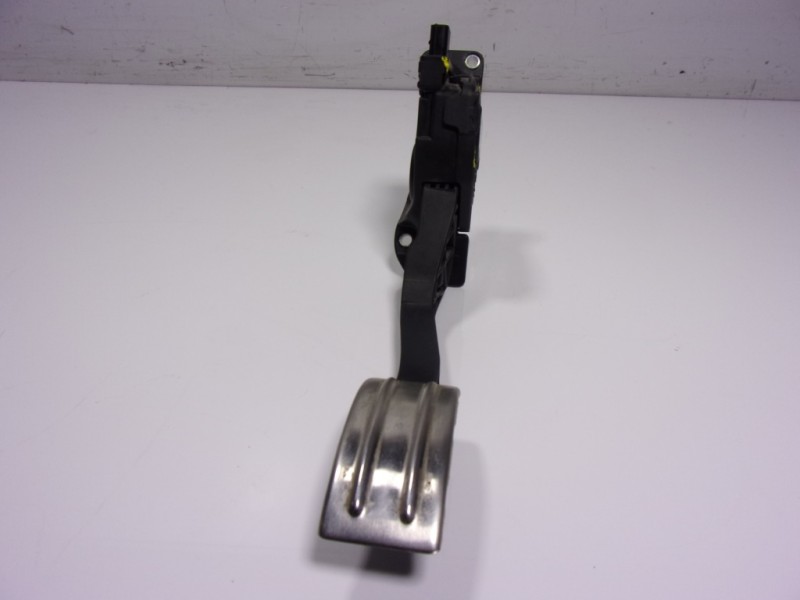 Recambio de potenciometro pedal para ford kuga (cbs) 1.5 ecoboost cat referencia OEM IAM 2053728 HV619F836AA 