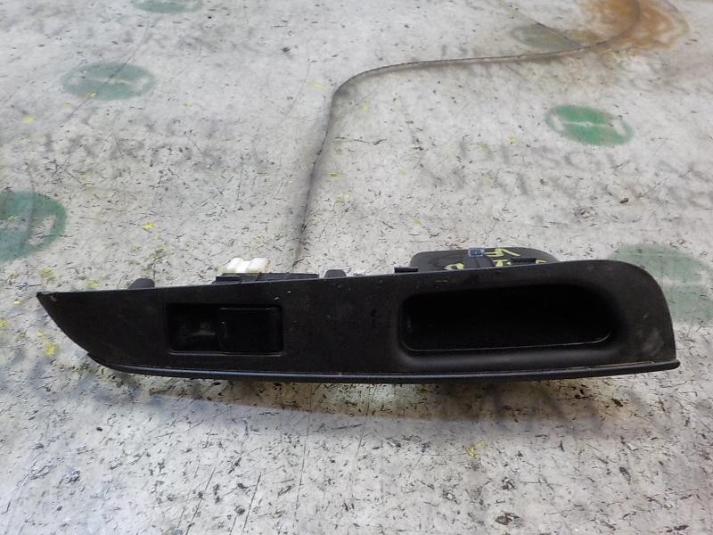 Recambio de mando elevalunas trasero derecho para nissan note 1.5 dci turbodiesel cat referencia OEM IAM   