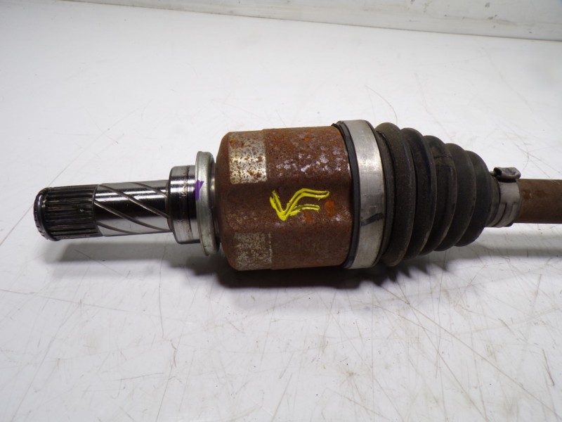 Recambio de transmision derecha para renault clio iv 0.9 tce referencia OEM IAM 391017355R 391017355R 