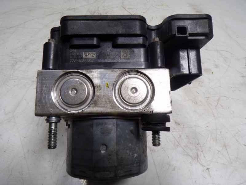Recambio de abs para dacia duster 1.5 dci diesel fap cat referencia OEM IAM 476608197R 476608845R 