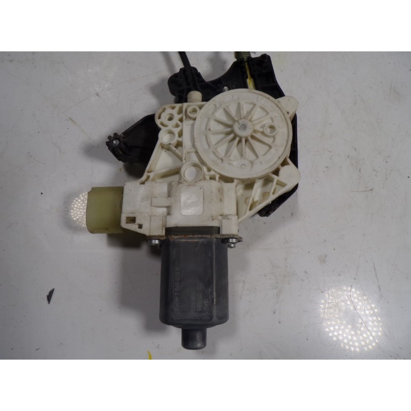 Recambio de elevalunas delantero derecho para bmw serie 1 lim. (f21) 1.6 turbodiesel referencia OEM IAM 51337292120  0130822515