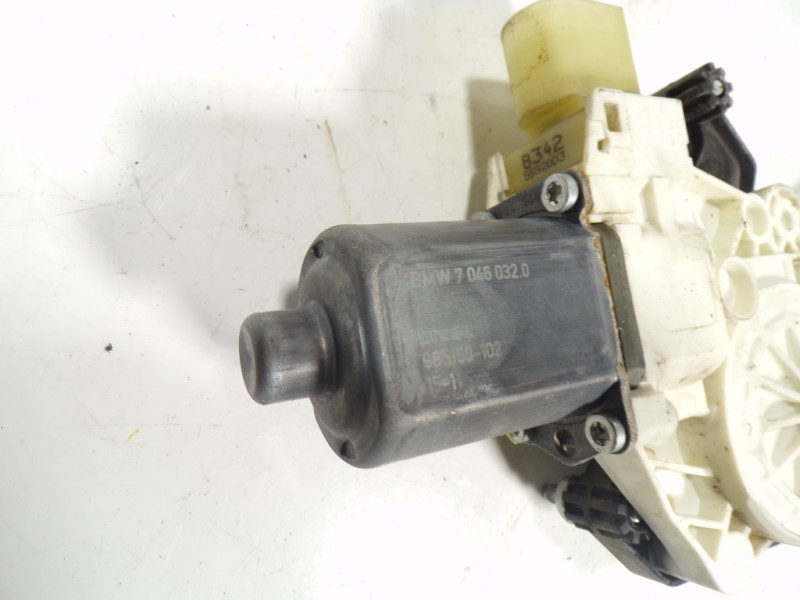 Recambio de elevalunas delantero derecho para bmw serie 1 lim. (f21) 1.6 turbodiesel referencia OEM IAM 51337292120  0130822515