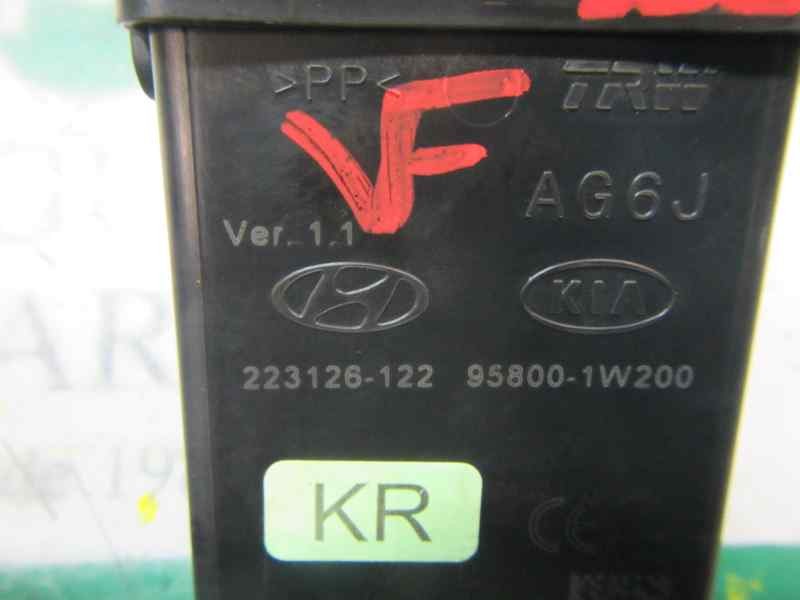 Recambio de modulo electronico para kia rio drive referencia OEM IAM 958001W200 958001W200 223126122