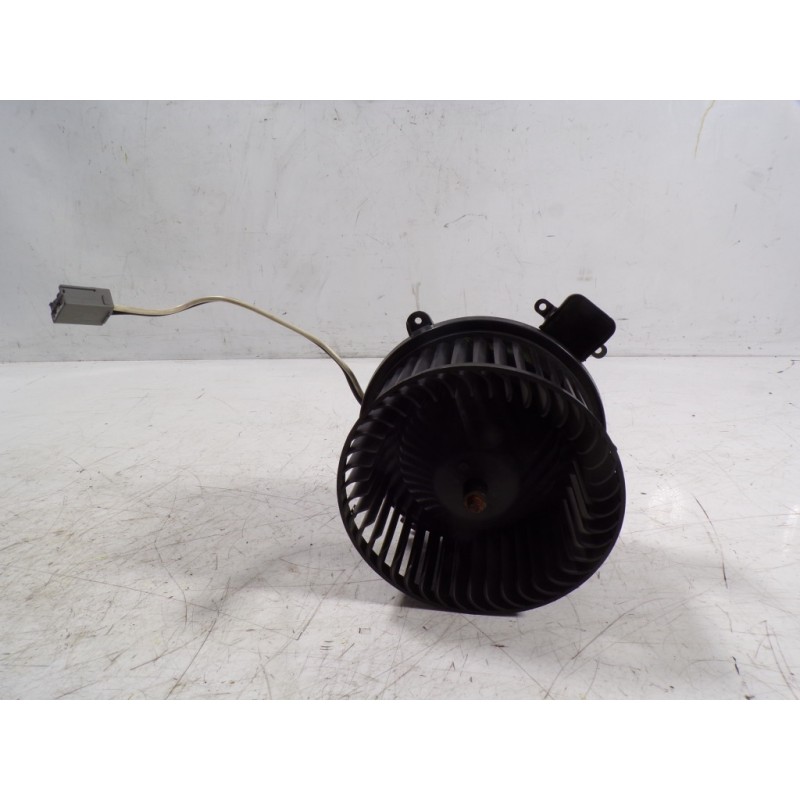 Recambio de motor calefaccion para opel mokka 1.6 cdti dpf referencia OEM IAM 95920148 T63029A T63029A