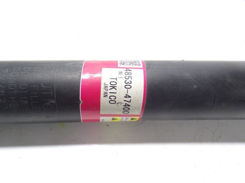 Recambio de amortiguador trasero izquierdo para toyota prius+ advance referencia OEM IAM 4853080747 4853047400 