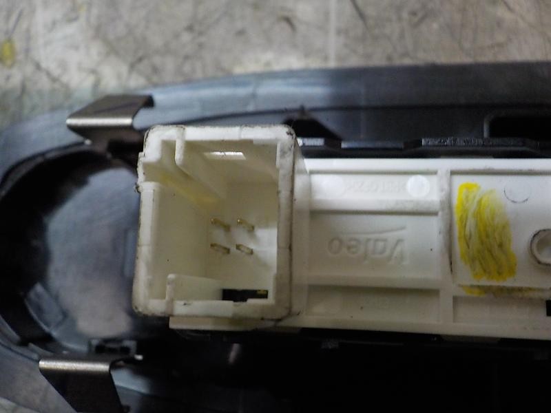 Recambio de mando elevalunas delantero derecho para peugeot 2008 (--.2013) active referencia OEM IAM   