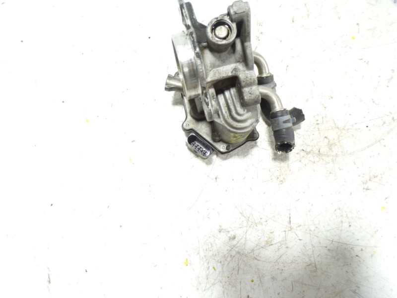 Recambio de caja mariposa para seat leon (5f1) 1.6 tdi referencia OEM IAM 04L128063T 04L128063N A2C82502900