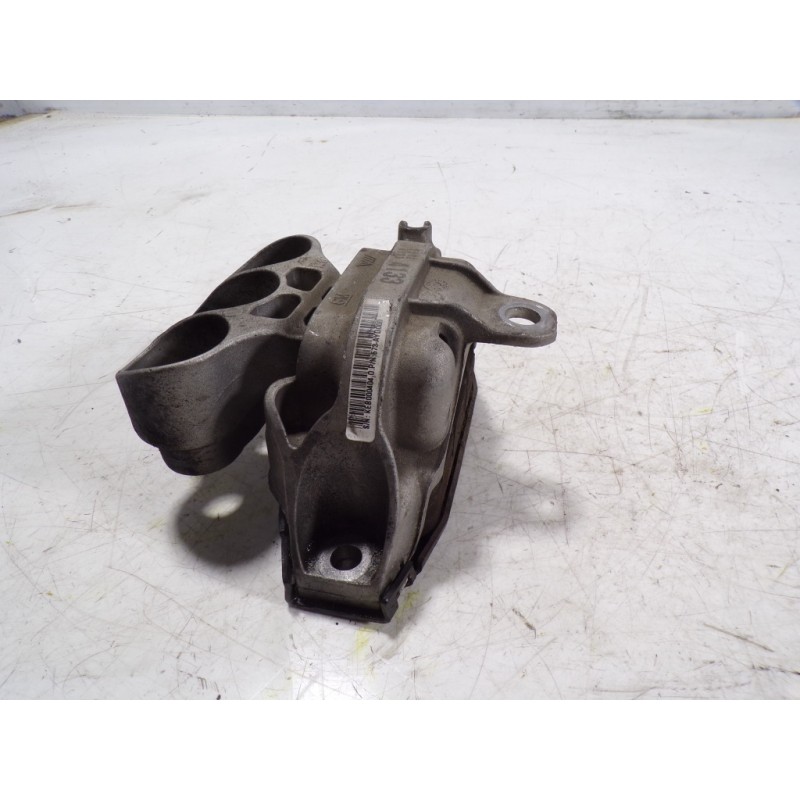 Recambio de soporte motor izquierdo para opel mokka 1.6 cdti dpf referencia OEM IAM 95324133  