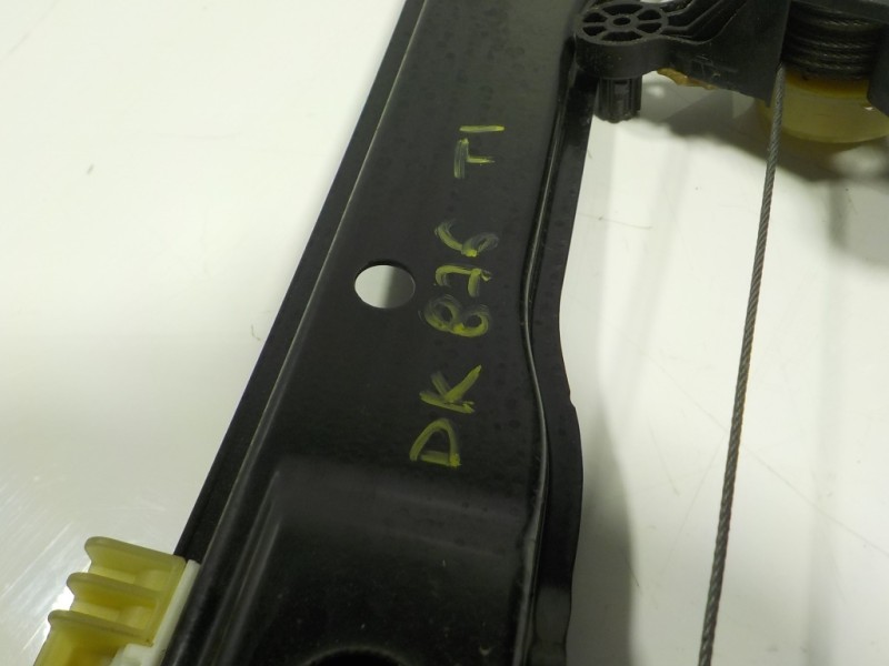 Recambio de elevalunas trasero izquierdo para mercedes-benz clase b (w246) 1.5 cdi cat referencia OEM IAM A2467200179  