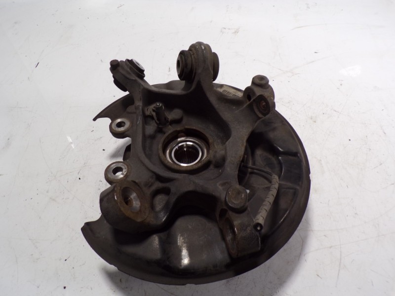 Recambio de mangueta trasera izquierda para bmw serie 1 lim. (f21) 1.6 turbodiesel referencia OEM IAM 33326792515  