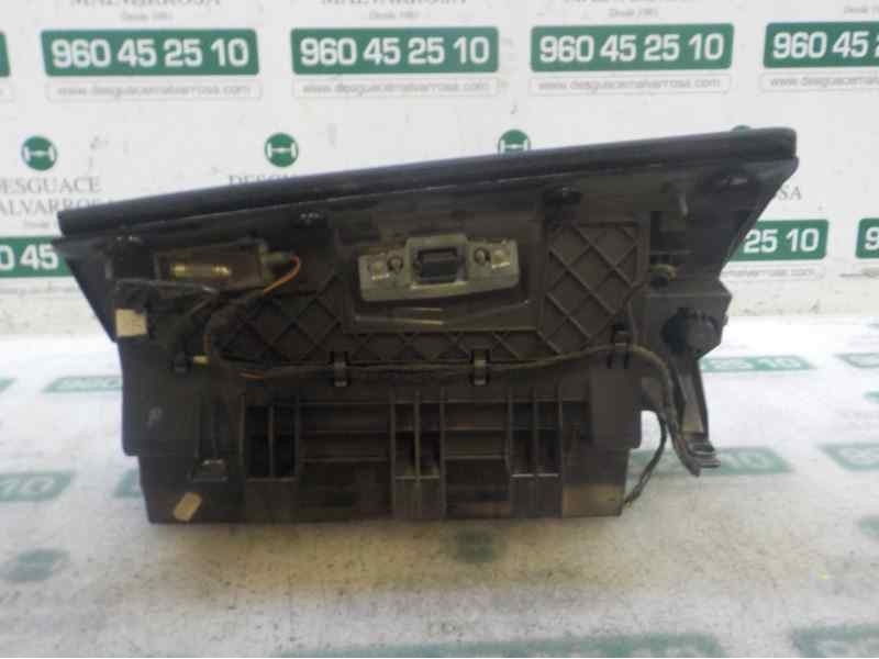 Recambio de guantera para bmw serie 3 berlina (e90) 2.0 16v diesel cat referencia OEM IAM 51169110539  