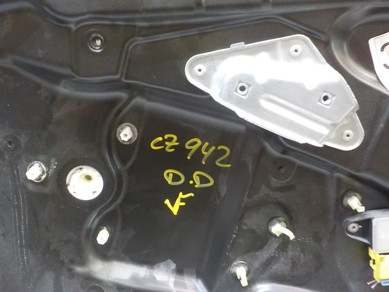 Recambio de elevalunas delantero derecho para volkswagen passat berlina (3c2) 2.0 tdi referencia OEM IAM   