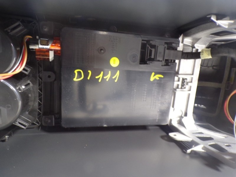 Recambio de apoyabrazos central para audi a7 sportback (4ga) 3.0 tdi quattro referencia OEM IAM 4G0864248J25D  