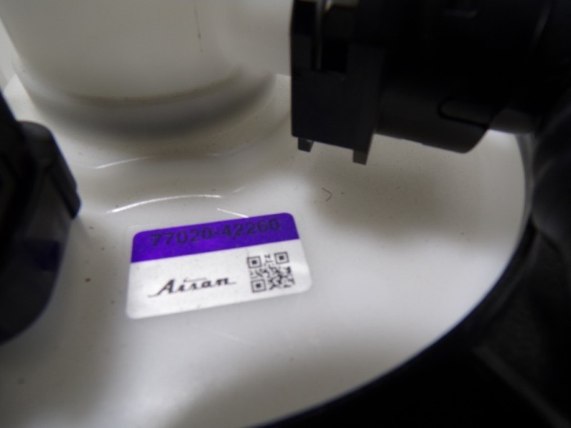 Recambio de aforador para toyota rav4 hybrid fwd referencia OEM IAM 7702042260 7702042260 