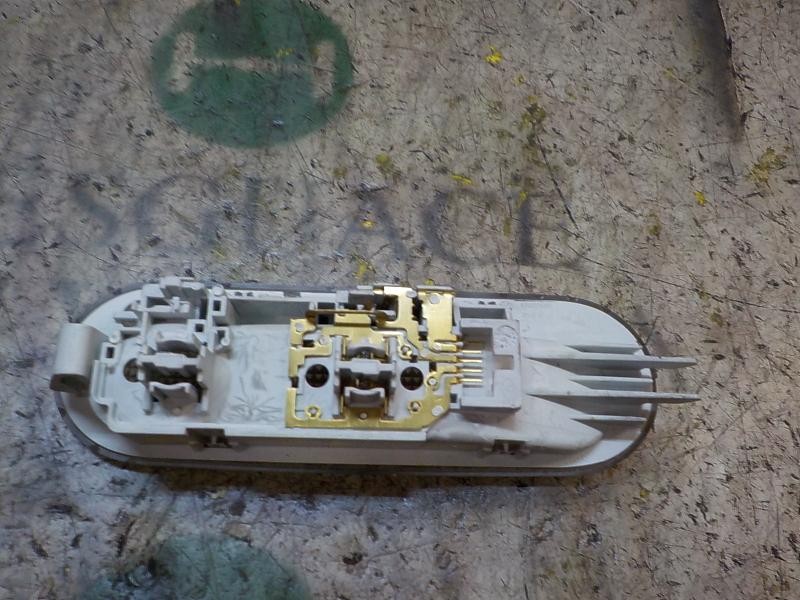 Recambio de piloto interior para nissan note 1.5 dci turbodiesel cat referencia OEM IAM   