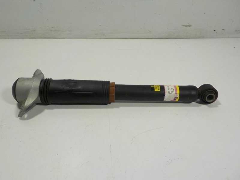 Recambio de amortiguador trasero izquierdo para toyota rav4 hybrid fwd referencia OEM IAM 4853080897 4853042130 