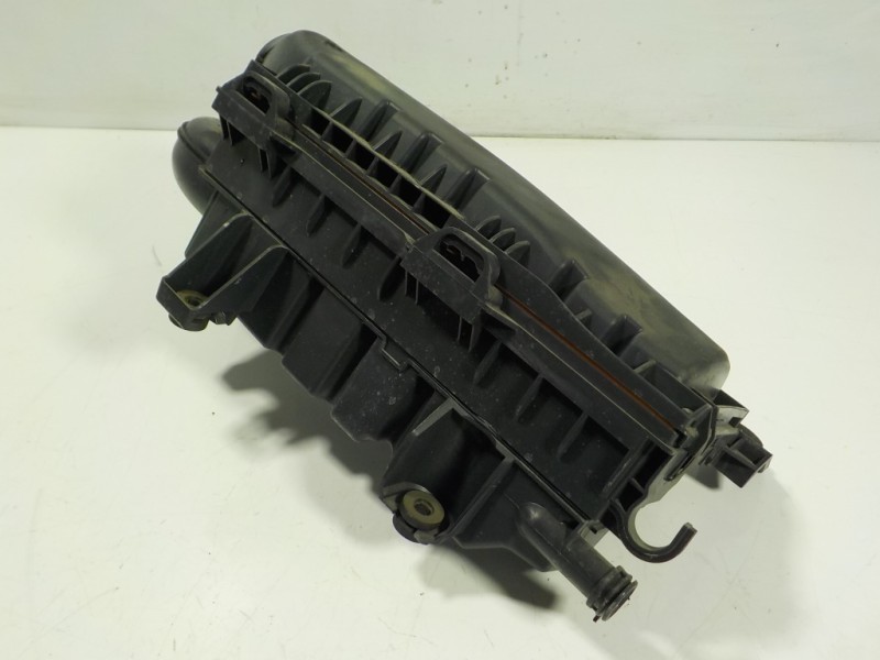 Recambio de filtro aire para citroën c3 1.2 12v e-thp / puretech referencia OEM IAM 9812735680  