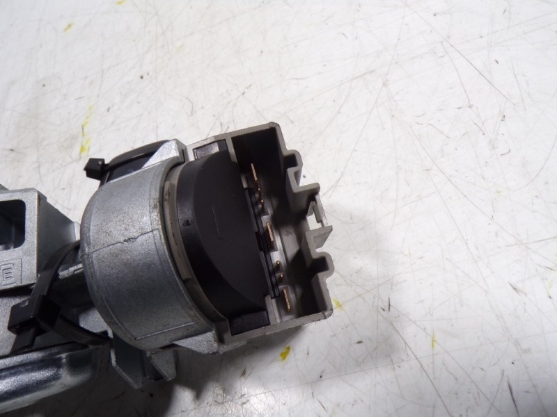 Recambio de antirrobo para ford focus lim. 1.6 tdci cat referencia OEM IAM 5357362 6E5T15607CA 2335V31199