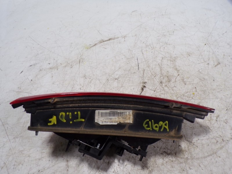 Recambio de piloto trasero derecho interior para seat leon (5f1) 1.6 tdi referencia OEM IAM 5F0945094D 5F0945094D 