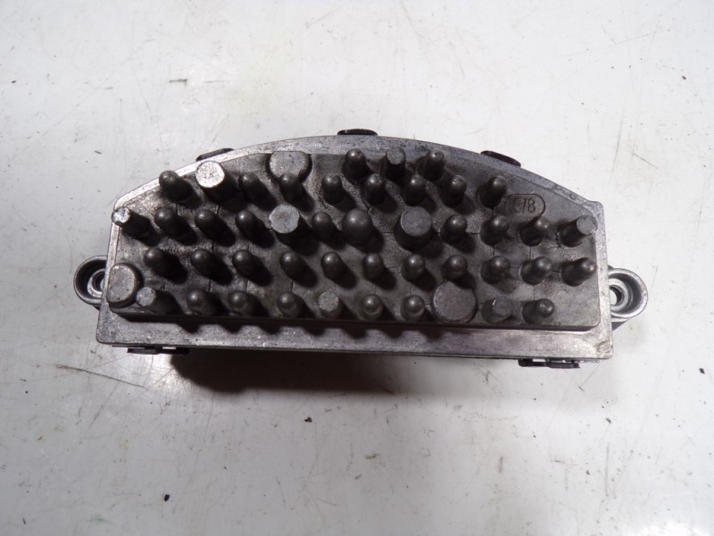 Recambio de resistencia calefaccion para bmw serie 1 lim. (f21) 1.6 turbodiesel referencia OEM IAM 64119276112 9319919 