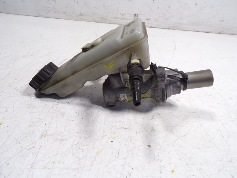 Recambio de bomba freno para ford focus lim. 1.6 tdci cat referencia OEM IAM 2372573 DV6121403 