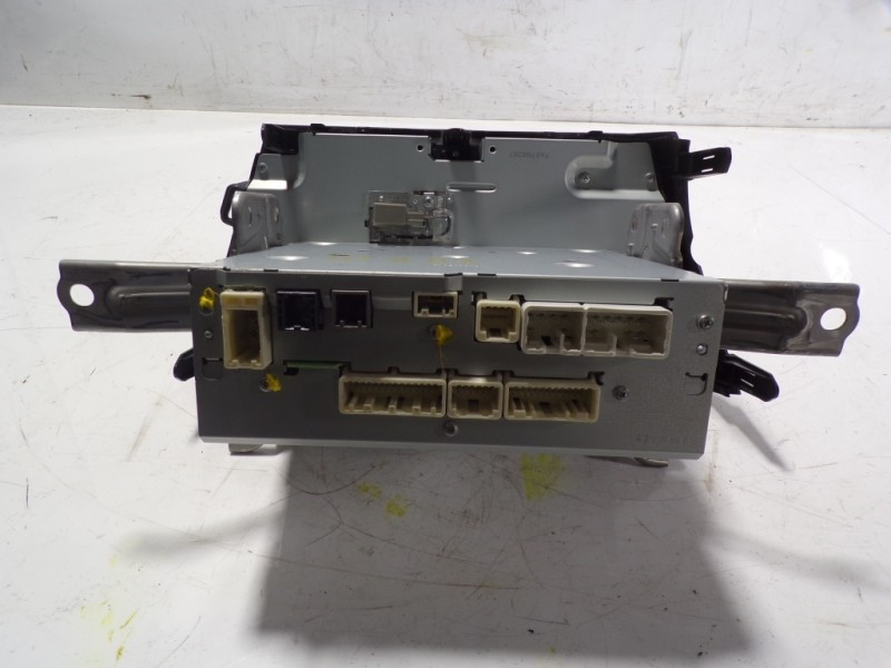 Recambio de sistema navegacion gps para toyota prius+ advance referencia OEM IAM  8614047231 