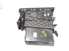 Recambio de guantera para renault megane iii berlina 5 p 1.5 dci diesel fap referencia OEM IAM 681083896R   2